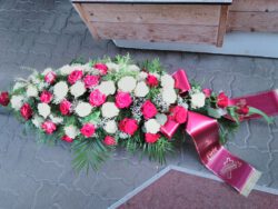 Sargschmuck 3